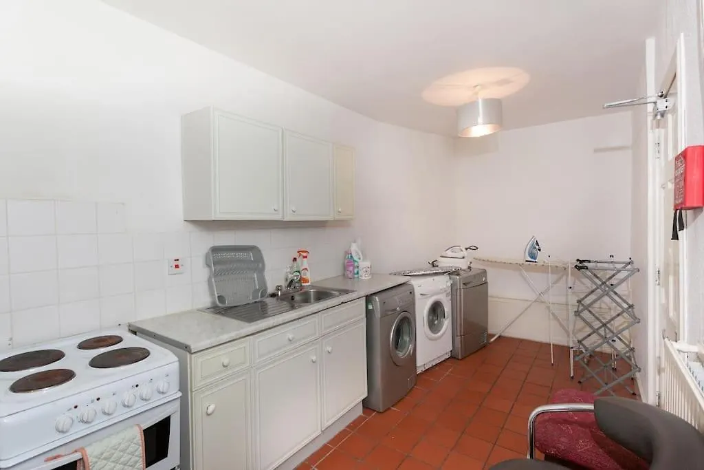 Central Claremont Townhouse Edynburg Wielka Brytania