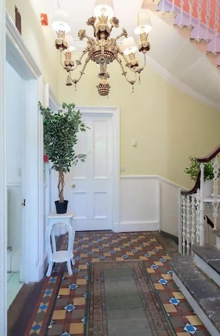 Central Claremont Townhouse إدنبرة