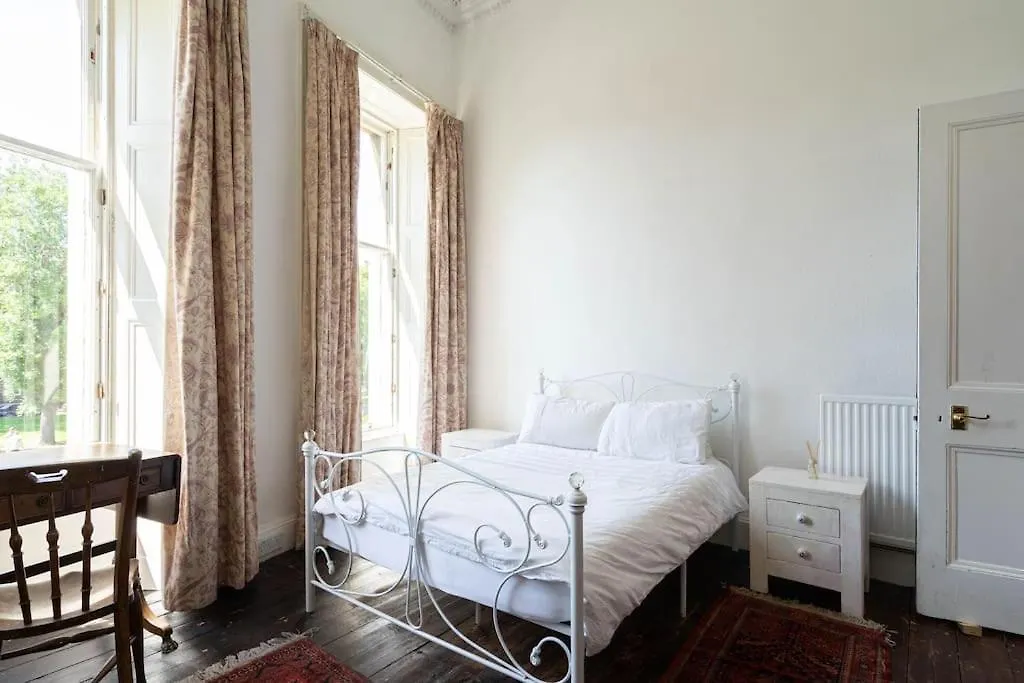 Central Claremont Townhouse إدنبرة
